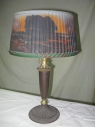 Item 4-0304 Table Lamp