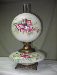 Item 1-0306 Gone With the Wind Lamp